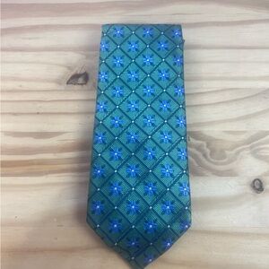 *2/$30* Jos. A. Bank Executive Collection Green and Blue Silk Tie